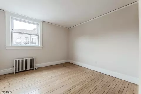 16 Trinity Pl, Montclair, NJ 07042 photo 12