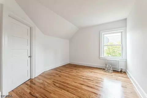 16 Trinity Pl, Montclair, NJ 07042 photo 29