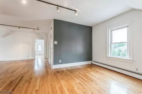 16 Trinity Pl, Montclair, NJ 07042 photo 25