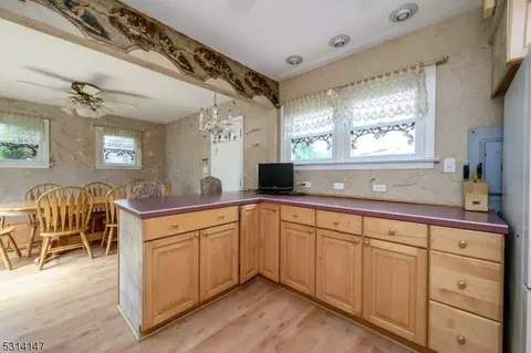 53 Farrell Ave, Ewing Twp, NJ 08618 photo 12