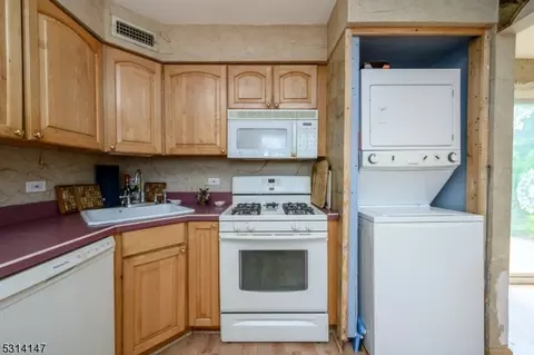 53 Farrell Ave, Ewing Twp, NJ 08618 photo 11