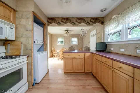 53 Farrell Ave, Ewing Twp, NJ 08618 photo 9