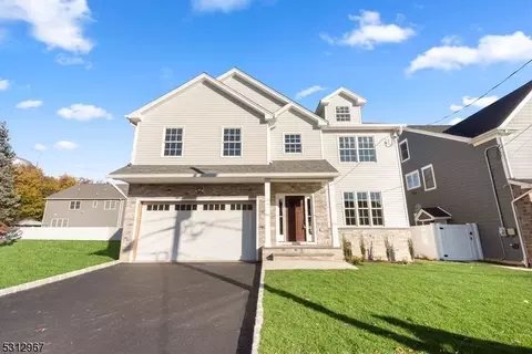 335 N 18th St, Kenilworth, NJ 07033