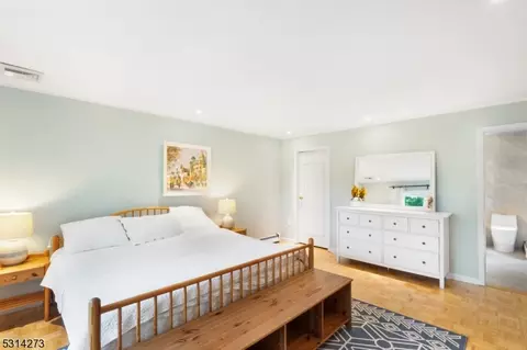 3 Reality Dr, Kinnelon, NJ 07405 photo 17