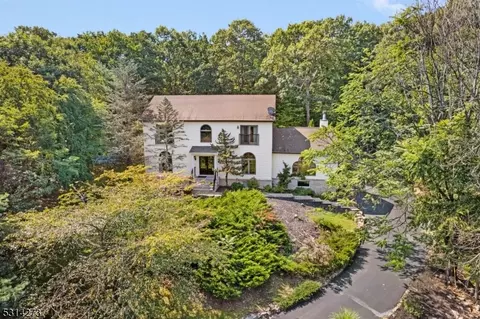 3 Reality Dr, Kinnelon, NJ 07405 photo 3