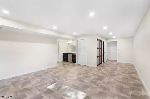 3 Reality Dr, Kinnelon, NJ 07405 photo 23