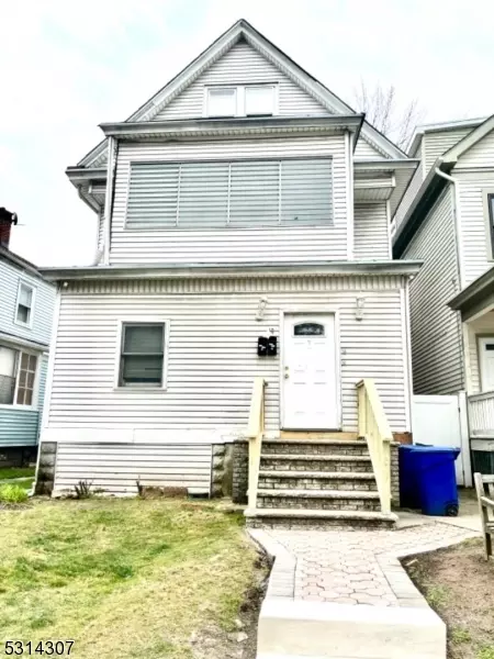 19 Dodd St, East Orange, NJ 07017