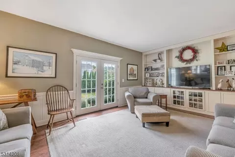 11 Amherst Ct, Wayne, NJ 07470 photo 5