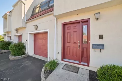 10 Cerone Ct, West Orange, NJ 07052
