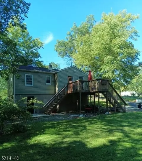 18 Millington Ave, West Milford Twp, NJ 07421