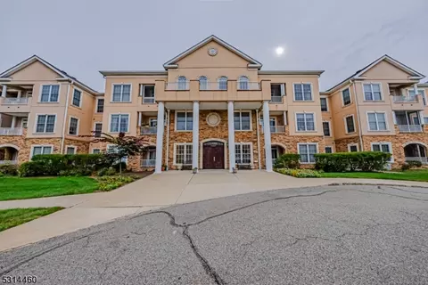 2313 Johnson Dr, Rockaway, NJ 07866 photo 3