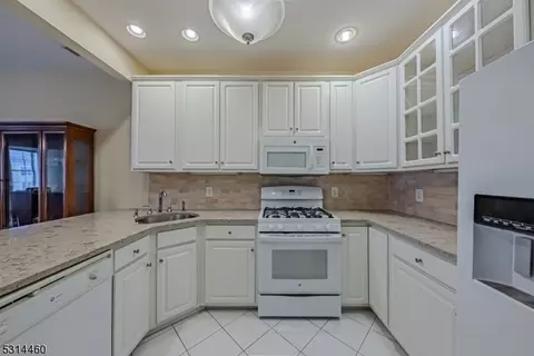 2313 Johnson Dr, Rockaway, NJ 07866 photo 7