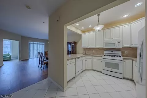 2313 Johnson Dr, Rockaway, NJ 07866 photo 4