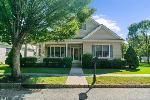 45 Falcon Way, Washington, NJ 07882
