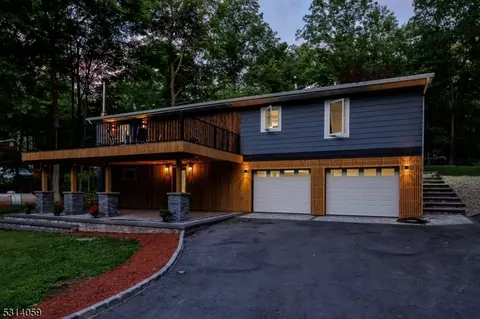 142 Gunn Rd, Branchville, NJ 07826
