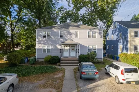 1024 Thompson Ave #4, Roselle, NJ 07203