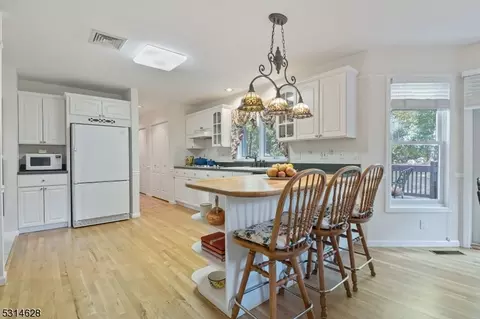 33 E Logan Rd, Randolph, NJ 07869 photo 16