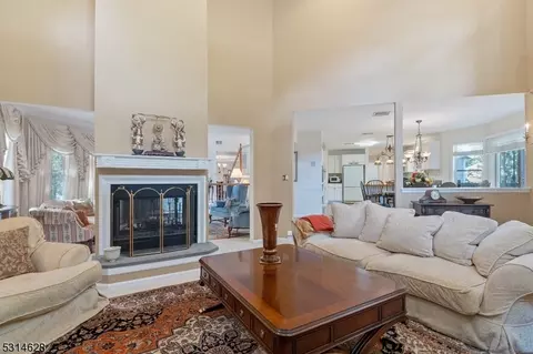 33 E Logan Rd, Randolph, NJ 07869 photo 8