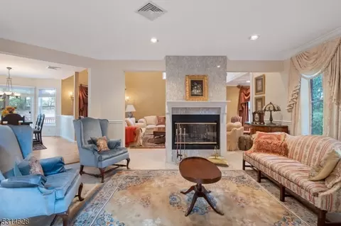 33 E Logan Rd, Randolph, NJ 07869 photo 9