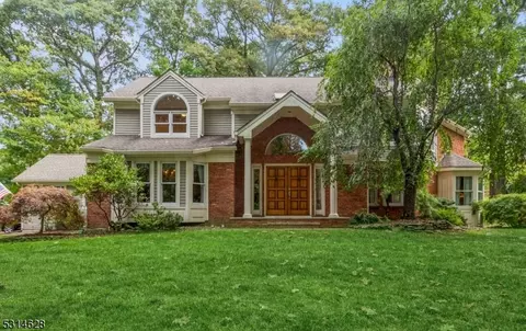 33 E Logan Rd, Randolph, NJ 07869