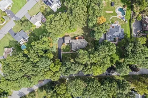 33 E Logan Rd, Randolph, NJ 07869 photo 38