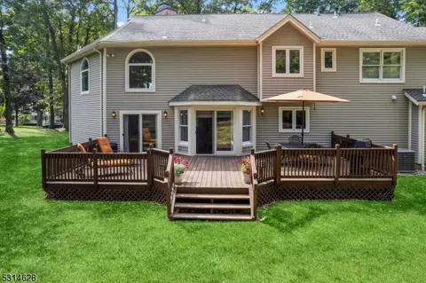 33 E Logan Rd, Randolph, NJ 07869 photo 35