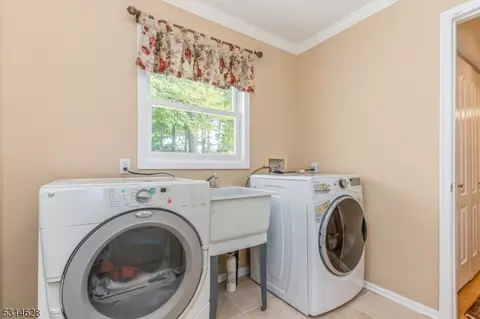33 E Logan Rd, Randolph, NJ 07869 photo 31