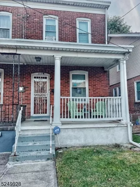 217 Miller St, Trenton, NJ 08638