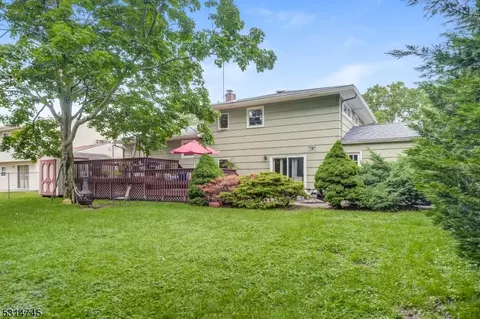 41 Hemlock Ter, Springfield, NJ 07081 photo 6