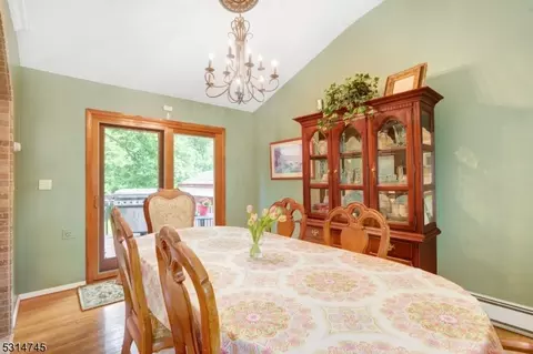 41 Hemlock Ter, Springfield, NJ 07081 photo 13