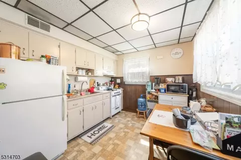 771 Hemlock Rd, Union, NJ 07083 photo 9