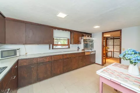 467 Alps Rd, Wayne, NJ 07470 photo 21
