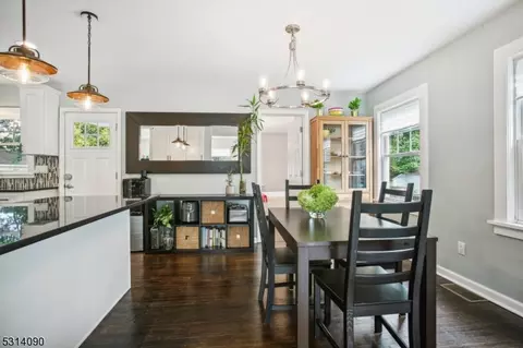 18 Grenada Pl, Montclair, NJ 07042 photo 8