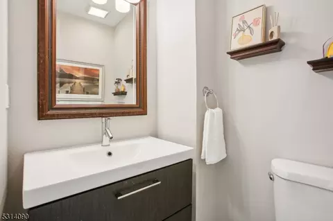 18 Grenada Pl, Montclair, NJ 07042 photo 18