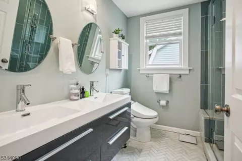 18 Grenada Pl, Montclair, NJ 07042 photo 29