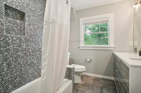 18 Grenada Pl, Montclair, NJ 07042 photo 21