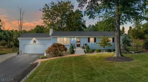 720 Marudy Dr, Union Twp, NJ 08802