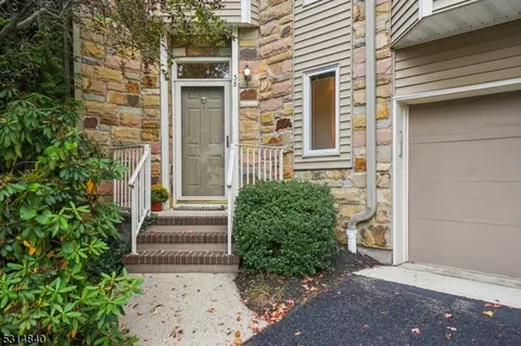 38 Clarken Dr, West Orange, NJ 07052