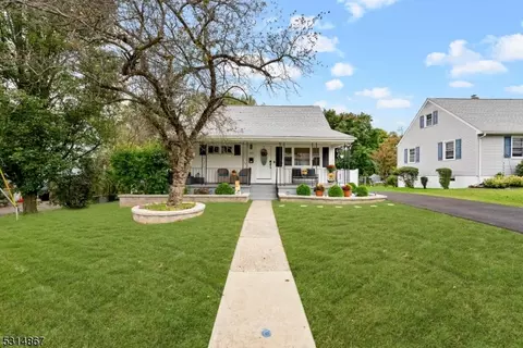 121 Belt Rd, Phillipsburg, NJ 08865