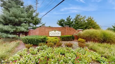 4406 Ramapo Ct, Riverdale, NJ 07457