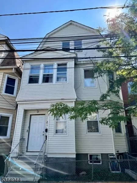 27 N 5th St, Newark, NJ 07107