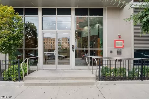 800 Jackson St #906, Hoboken, NJ 07030