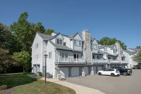 38 Garden Ct #38, Succasunna, NJ 07876