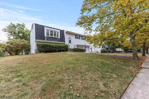 9 Gifford Rd, Franklin Twp, NJ 08873