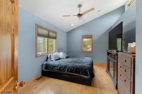 12 Coldevin Rd, Clark, NJ 07066 photo 27