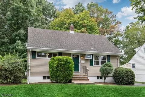 642 Ellington Rd, Ridgewood, NJ 07450