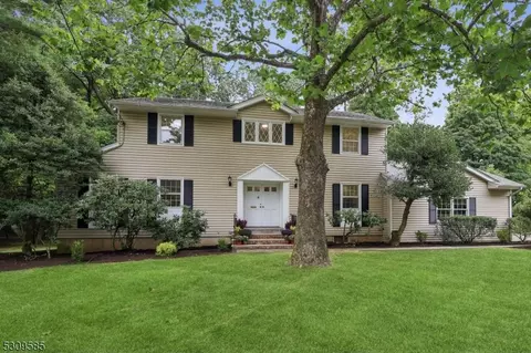 38 Stone Dr, West Orange, NJ 07052