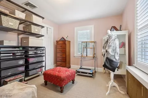237 Forest Ave, Paramus, NJ 07652 photo 20