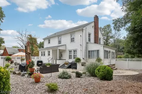 237 Forest Ave, Paramus, NJ 07652 photo 25
