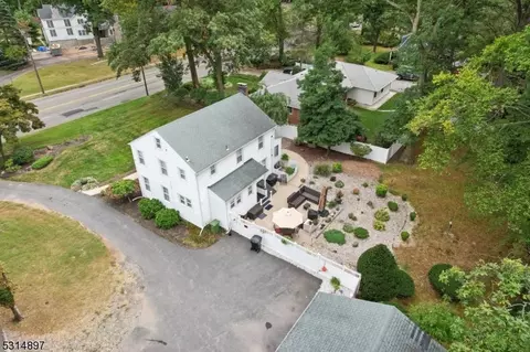 237 Forest Ave, Paramus, NJ 07652 photo 31